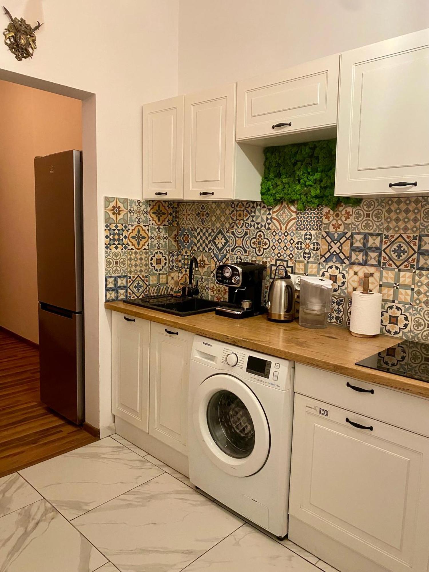 Topolove Rooms & Apartments Краків Екстер'єр фото