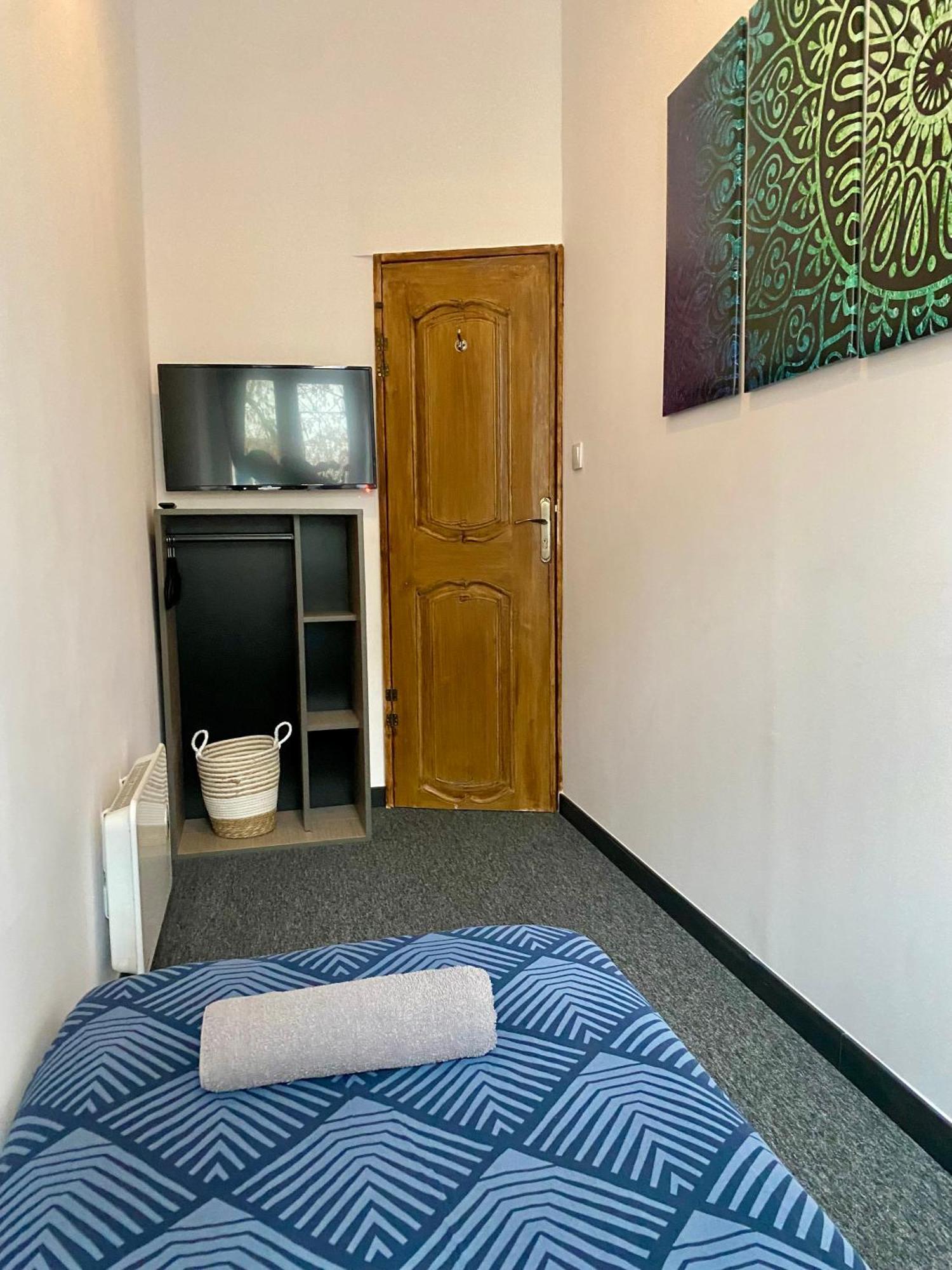 Topolove Rooms & Apartments Краків Екстер'єр фото